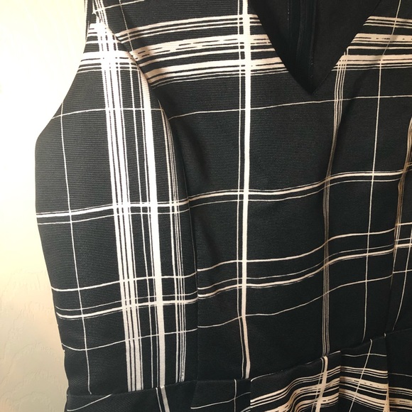 CLARA STORY Black Plaid Dress - Picture 4 of 8